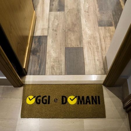 Oggi E Domani Apartment Napoli Exterior foto