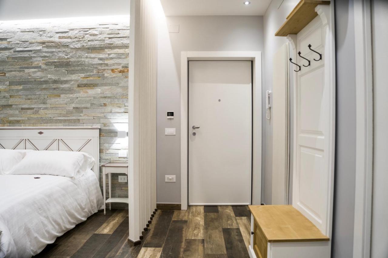 Oggi E Domani Apartment Napoli Exterior foto